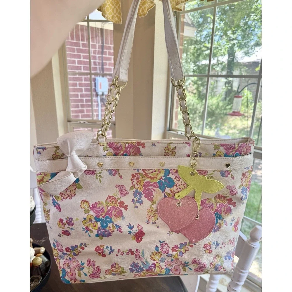 Betsey Johnson Tote Floral Big Bow Chain Strap Accent Logo Spring Pristine Cond.